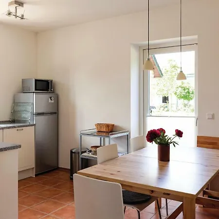 Lovely In With Kitchen *